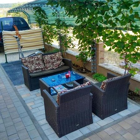 Apartments Vala Vinišće 外观 照片