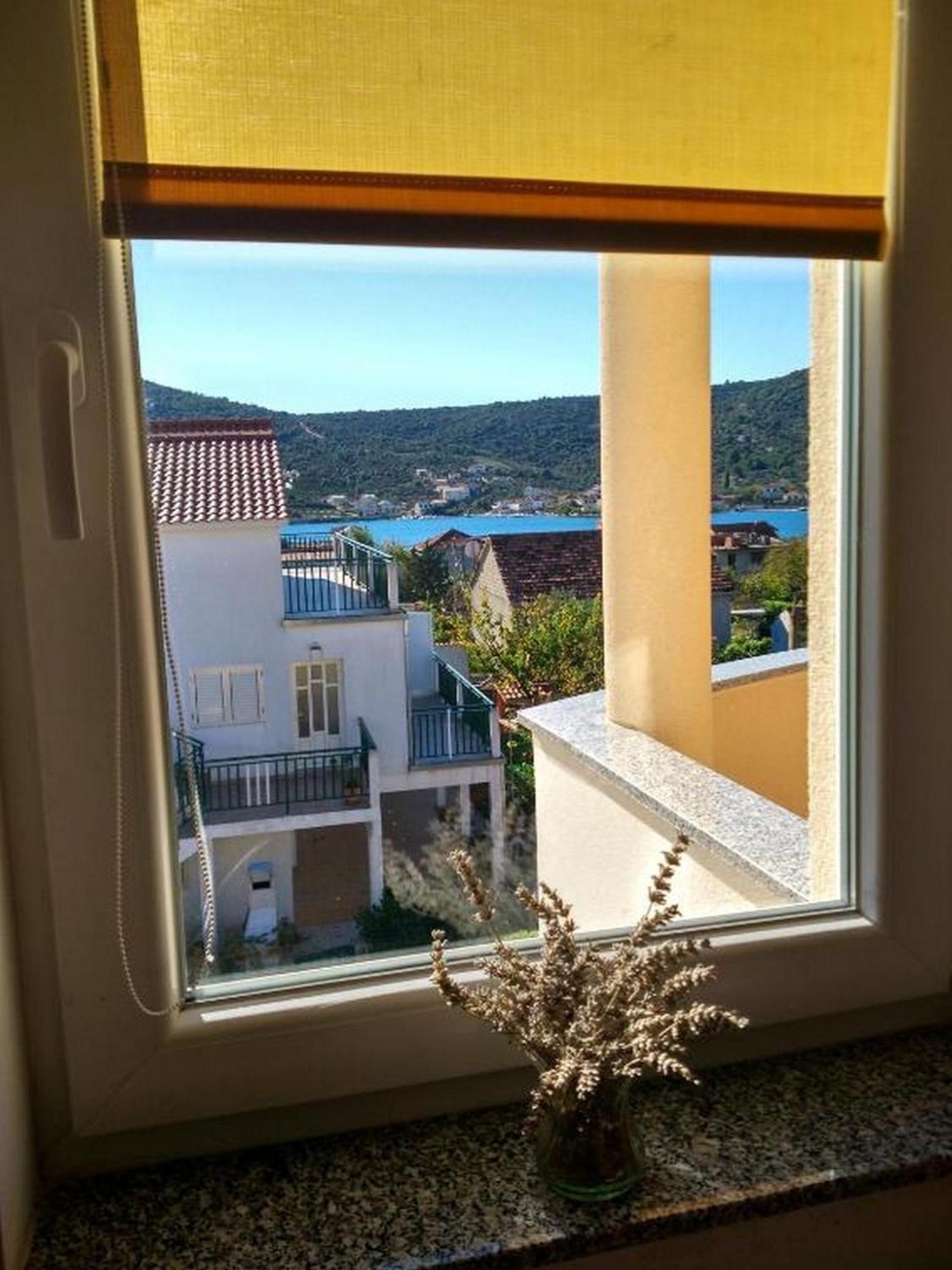 Apartments Vala Vinišće 客房 照片